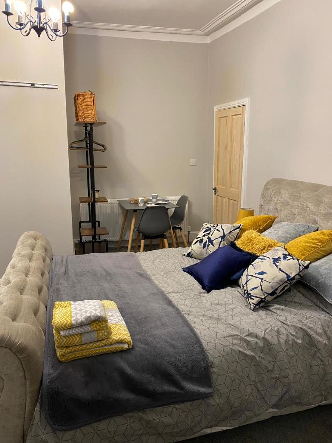 Cambridge Villas Private Studio Lytham St Annes Buitenkant foto